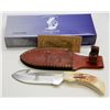 Image 1 : THE BONE COLLECTOR 7¼" HUNTING KNIFE W/ SHEATH