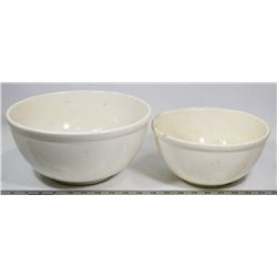 ANTIQUE PAIR OF SLEEPING INDIAN BOWLS