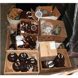 PALLET OF ASSORTED INSULATORS