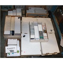 PALLET OF OVER 25,000 PLUS ASSORTED SPORTS CARDS