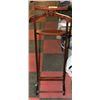 Image 1 : VINTAGE MENS VALET STAND