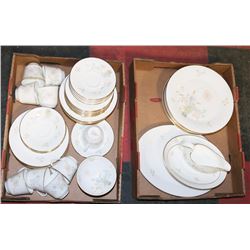 60+ PC 1979 ROYAL DOULTON FLIRTATION DINING SET