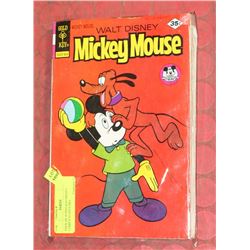 PACK OF 10 VINTAGE DISNEY COMICS 35 CENT ERA