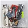 Image 1 : BAG OF ASSORTED KITCHEN KNIVES
