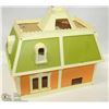 Image 2 : VINTAGE DOLL HOUSE