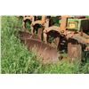 Image 2 : John Deere 2810 Plow