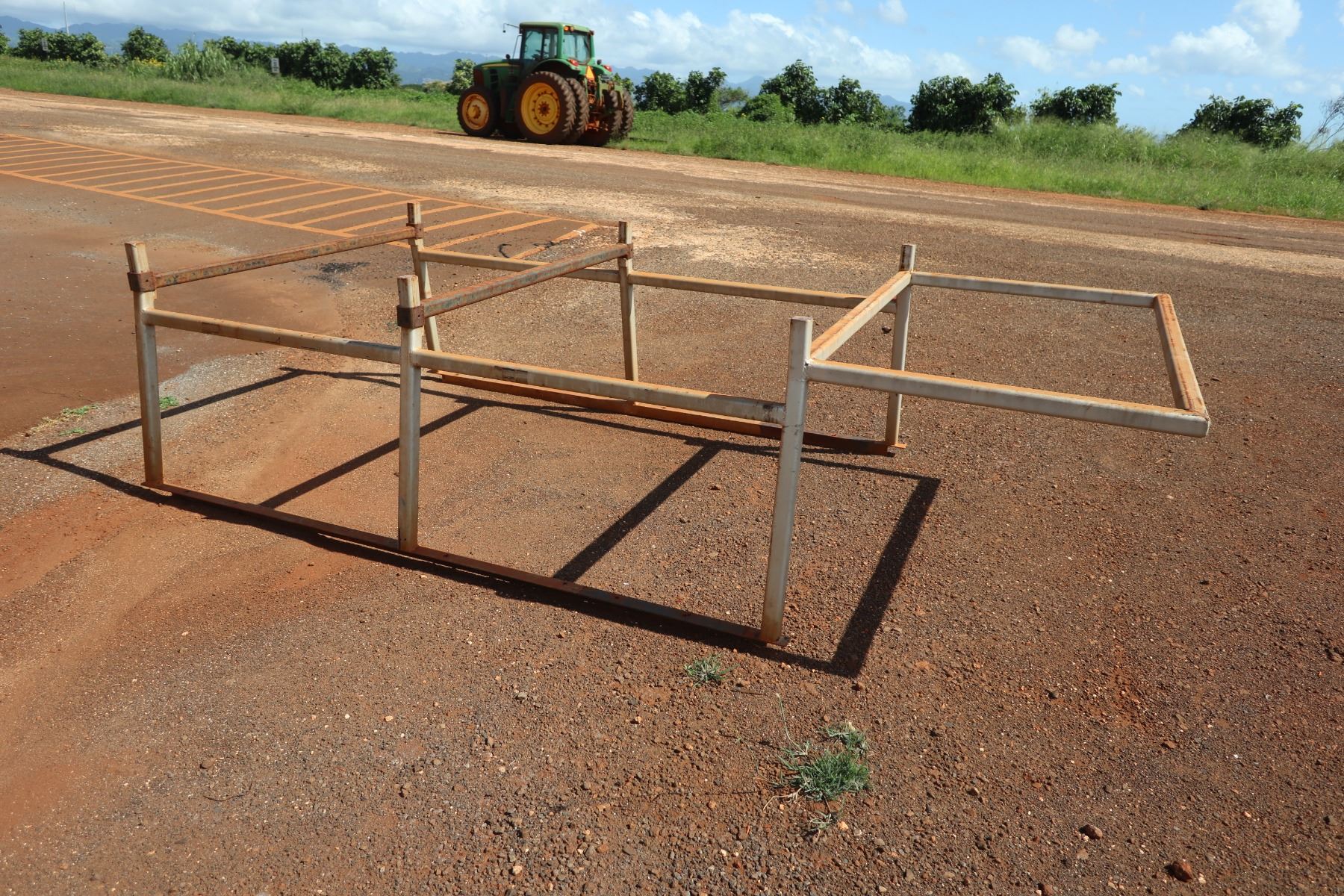 Metal Pipe Rack for Full-Size Truck