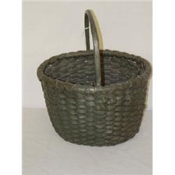 HANDLED SPLINT BASKET IN OLD GREEN PAINT