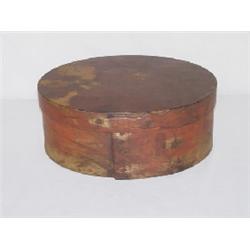 11 1/2" CT BANDED OVAL PANTRY BOX W/ SHAPED FINGER & OLD RED PAINT