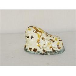 PRATTWARE FIGURINE OF RECUMBENT LION