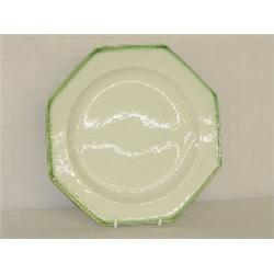 9 1/4" GREEN LEEDS 8 SIDED PLATE