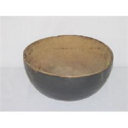 9 1/4" ROUND WOODEN CHOPPING BOWL W/ OLDER BLACK PAINT