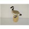 Image 1 : CARVED & PAINTED GOOSE SIGNED HERB DAISEY JR. CHINCOTEGUE (?) VA