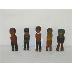 GROUP OF (5) FOLKY CARVED WOODEN AND PAINTED FIGURES ARRANGED ON A PANTRY BOX LID PLATFORM