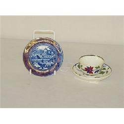 STICKSPATTER HANDLELESS CHILDS TEACUP & SAUCER ALONG W/ A BLUE STAFFORDSHIRE CUP PLATE W/ LUSTRE BOR