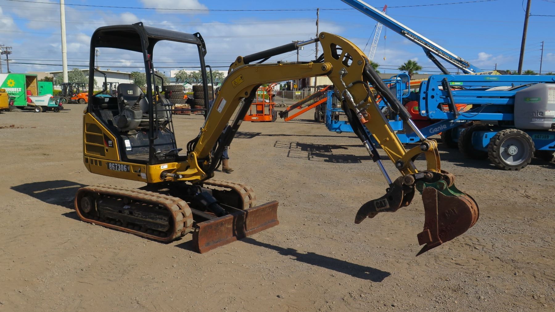 2013 Cat 302.4D Mini Excavator 6K, 1098 Hours - Runs & Works, See Video