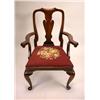 Image 1 : A QUEEN ANNE STYLE MAHOGANY OPEN ARMCHAIR