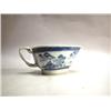 Image 1 : A CHINESE EXPORT PORCELAIN OBLONG GRAVY BOAT