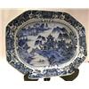 Image 1 : A LARGE CHINESE EXPORT PORCELAIN OCTAGONAL PLATTER