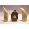 Image 1 : THREE SCRIMSHAW-STYLE ITEMS COMPRISING: a wooden pulley decorated with ship and whale, 3 1/2"l, and 