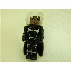 MINI FIGURE - BLACK WITH WHITE HAIR