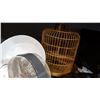 Image 2 : LIGHT FAN AND BIRD CAGE