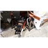 Image 1 : 2 1/4 TON FLOOR JACK AND JACK STANDS