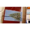 Image 2 : PRE LIT 7 1/2 FOOT ARTIFICIAL TREE