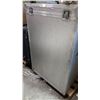 Image 1 : LARGE STORAGE CONTAINER FOAMED LINED