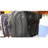 Image 2 : BLACK AND PURPLE LUGGAGE