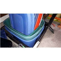 LOT OF STORAGE TOTES