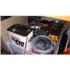 Image 1 : 2 BOXES OF OIL TINS