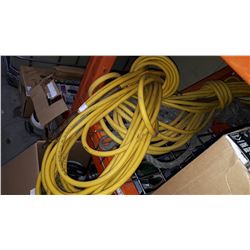 2 AIR HOSES AND ROPE