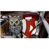 Image 1 : GOLF BAG AND TRASH CAN AND OWL DECOY