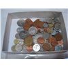 Image 3 : TRAY OF COINS AND BANK NOTES