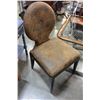 Image 1 : LEATHER STUDDED DESIGNER CHAIR