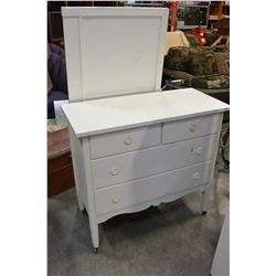 VINTAGE PAINTED WHITE 4 DRAWER DRESSER AND DOUBLE HEAD BOARD