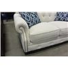 Image 4 : NEW ASHLEY BEIGE TUFTED FABRIC LOVESEAT WITH NAILHEAD ACCENTS, RETAIL $1699