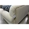 Image 5 : NEW ASHLEY BEIGE TUFTED FABRIC LOVESEAT WITH NAILHEAD ACCENTS, RETAIL $1699