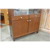 Image 2 : MAHOGANY FINISH GLASS DOOR ILLUMINTAED CHINA CABINET