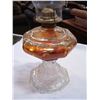 Image 2 : ANTIQUE OIL LAMP