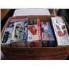 Image 2 : BOX OF MODEL CARS