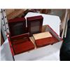 Image 2 : TRAY OF WOODEN BOXES