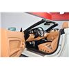 Image 6 : 2011 White Ferrari California Base Convertible