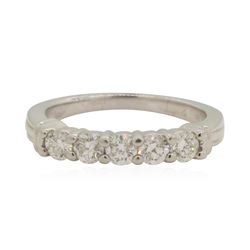 0.7 ctw Diamond Ring - Platinum