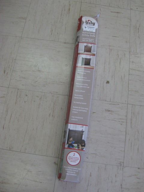 bily retractable gate