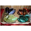 Image 1 : Flat w/4 Ceramic Swans (2 are Blue Mtn. Pottery)