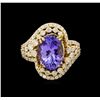 Image 2 : 14KT Yellow Gold 4.73 ctw Tanzanite and Diamond Ring