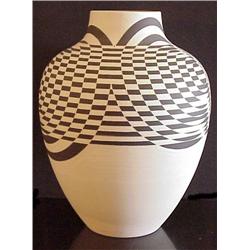 Leslie Thompson raku ceramic