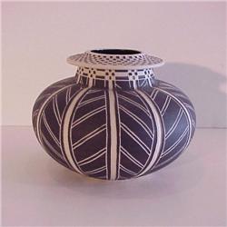Leslie Thompson raku ceramic